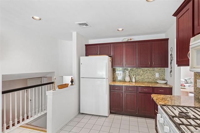 12 Stone Gate Court, Smithtown, NY 11787