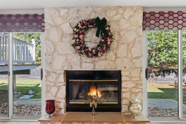 12 Stone Gate Court, Smithtown, NY 11787