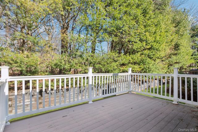 12 Stone Gate Court, Smithtown, NY 11787