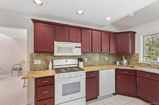 12 Stone Gate Court, Smithtown, NY 11787