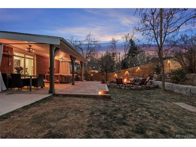 7097 Parfet St, Arvada, CO 80004