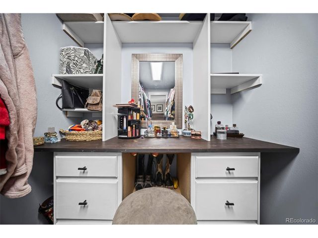 7097 Parfet St, Arvada, CO 80004