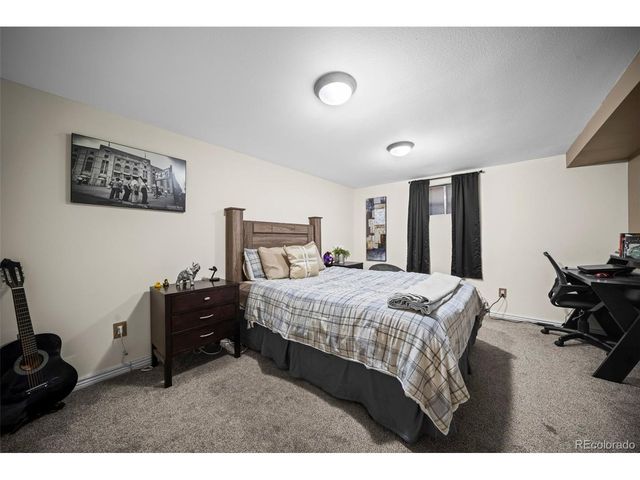 7097 Parfet St, Arvada, CO 80004