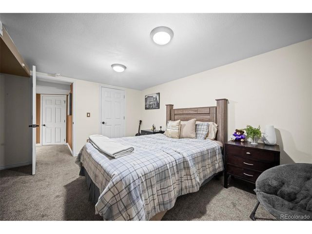 7097 Parfet St, Arvada, CO 80004