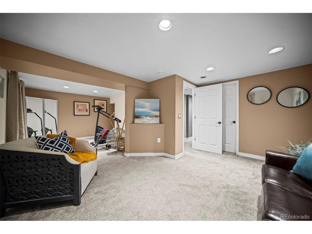 7097 Parfet St, Arvada, CO 80004