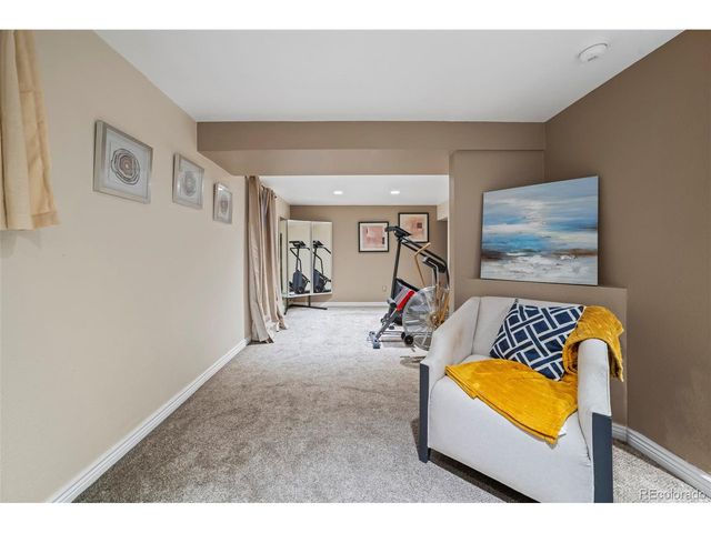 7097 Parfet St, Arvada, CO 80004