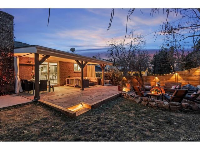 7097 Parfet St, Arvada, CO 80004