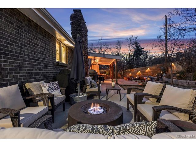 7097 Parfet St, Arvada, CO 80004