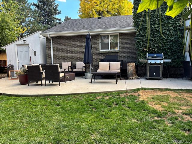 7097 Parfet St, Arvada, CO 80004