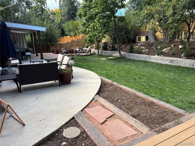 7097 Parfet St, Arvada, CO 80004