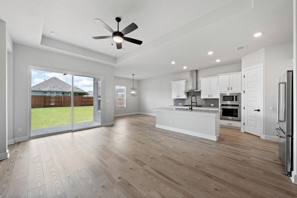 116 Nandina PATH, Bastrop, TX 78602