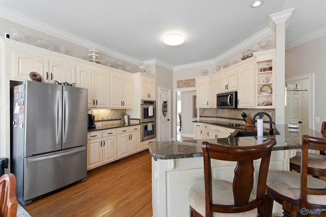 3000 Davenport Drive SE, Owens Cross Roads, AL 35763