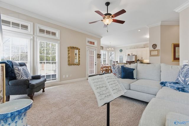 3000 Davenport Drive SE, Owens Cross Roads, AL 35763