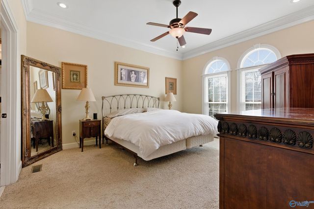 3000 Davenport Drive SE, Owens Cross Roads, AL 35763