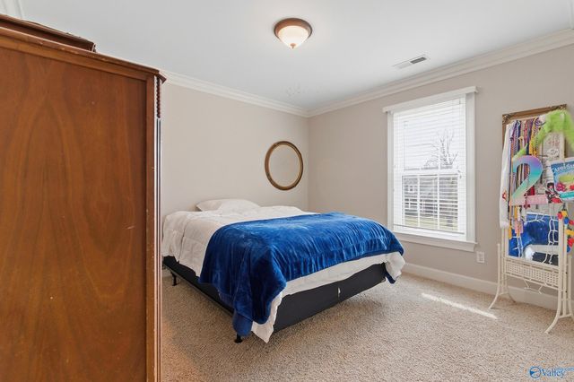 3000 Davenport Drive SE, Owens Cross Roads, AL 35763