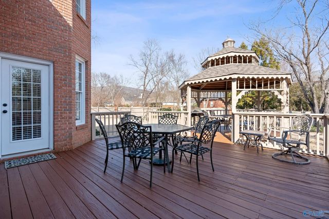 3000 Davenport Drive SE, Owens Cross Roads, AL 35763