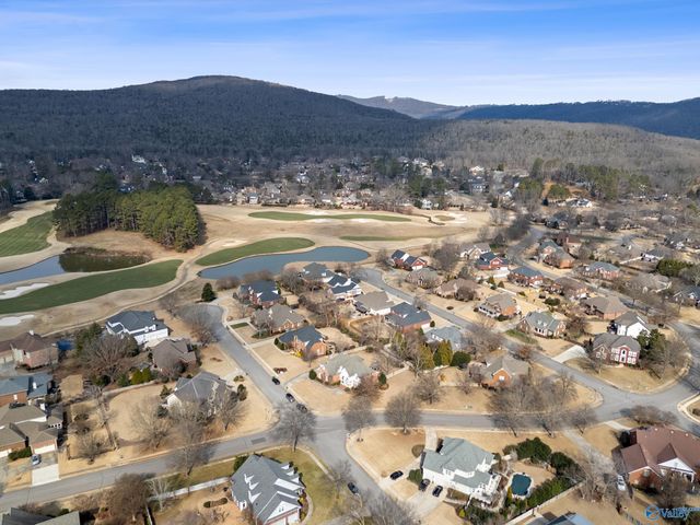 3000 Davenport Drive SE, Owens Cross Roads, AL 35763