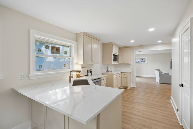 10517 Wyatt Street, Dallas, TX 75218