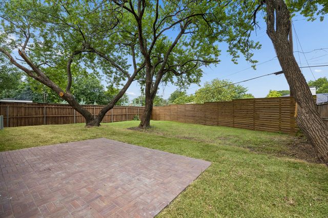 10517 Wyatt Street, Dallas, TX 75218