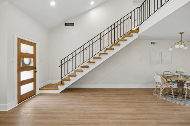 10517 Wyatt Street, Dallas, TX 75218