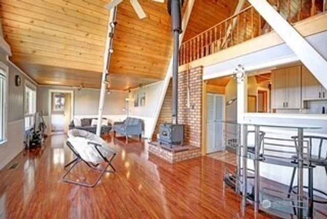 979 Cavalero Road, Camano Island, WA 98282