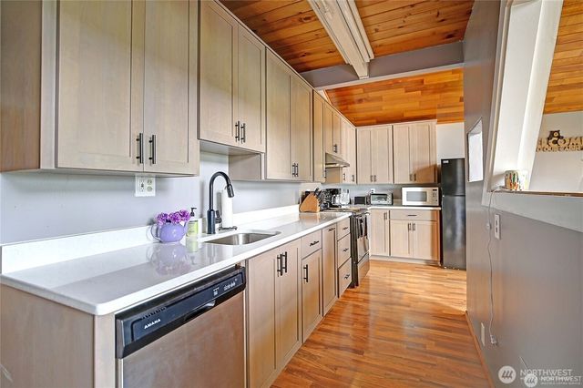 979 Cavalero Road, Camano Island, WA 98282