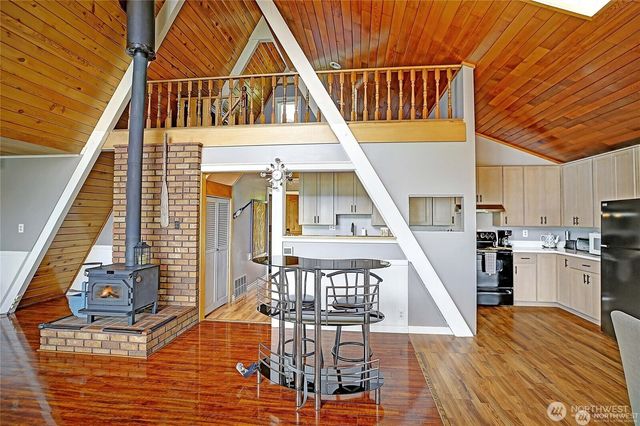 979 Cavalero Road, Camano Island, WA 98282