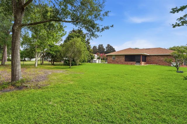 687 WINTERBERRY TRAIL, Deland, FL 32724