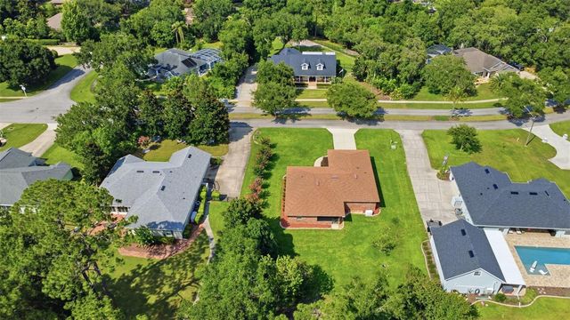 687 WINTERBERRY TRAIL, Deland, FL 32724