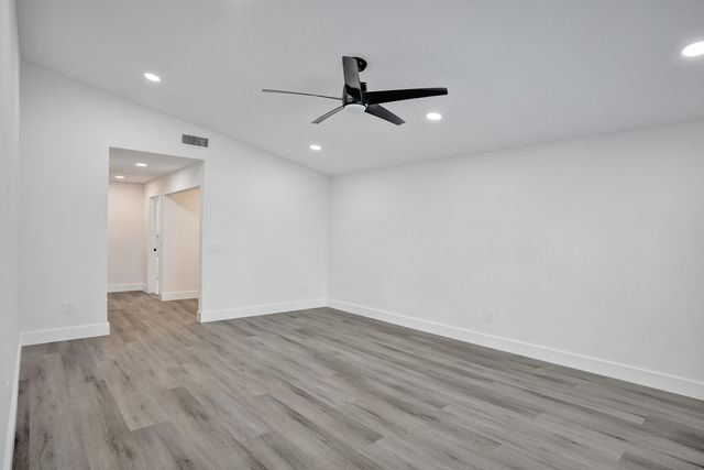11049 Cloverleaf Circle, Boca Raton, FL 33428