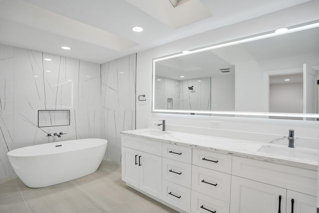 11049 Cloverleaf Circle, Boca Raton, FL 33428
