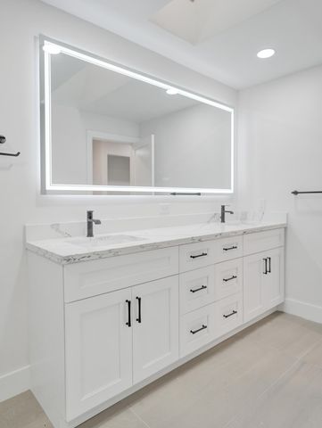 11049 Cloverleaf Circle, Boca Raton, FL 33428