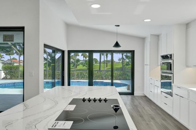 11049 Cloverleaf Circle, Boca Raton, FL 33428