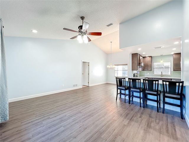 4637 CREEKVIEW LANE, Oviedo, FL 32765