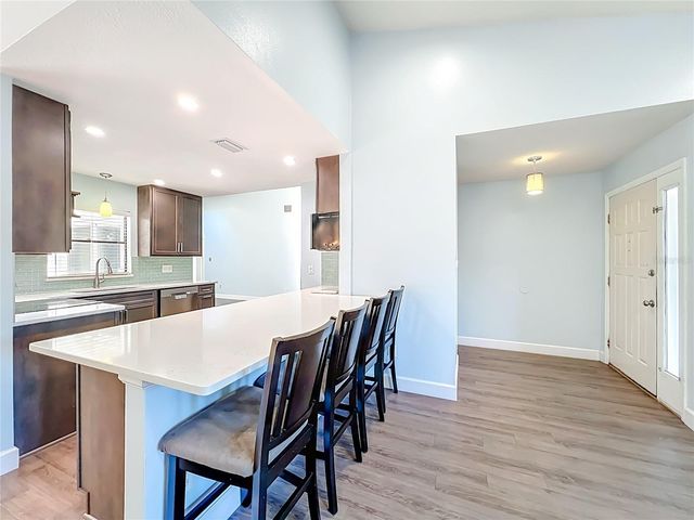 4637 CREEKVIEW LANE, Oviedo, FL 32765