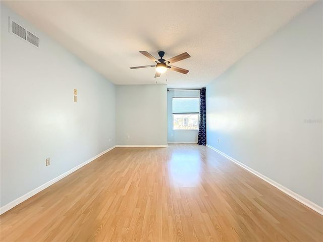 4637 CREEKVIEW LANE, Oviedo, FL 32765