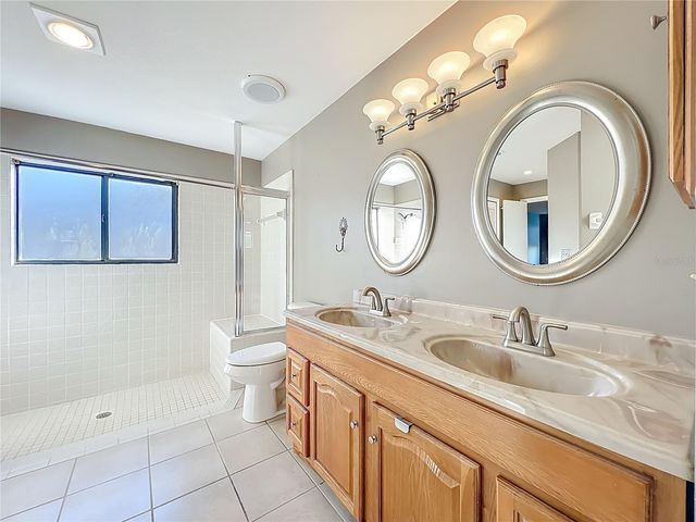 4637 CREEKVIEW LANE, Oviedo, FL 32765