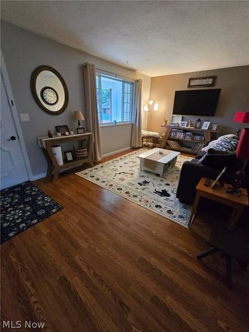1576 Suzanne Circle, Belpre, OH 45714