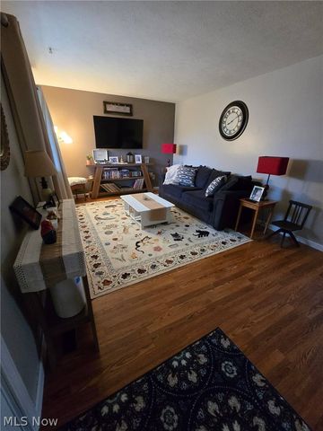 1576 Suzanne Circle, Belpre, OH 45714