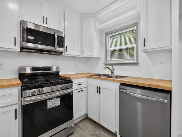 1520 E 51st Place N, Tulsa, OK 74126
