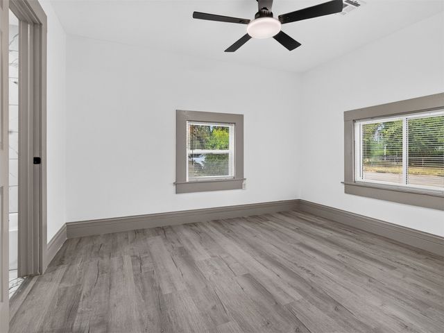 1520 E 51st Place N, Tulsa, OK 74126