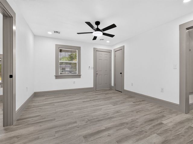 1520 E 51st Place N, Tulsa, OK 74126