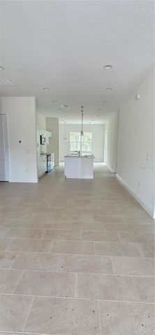 1569 9TH AVENUE, Deland, FL 32724