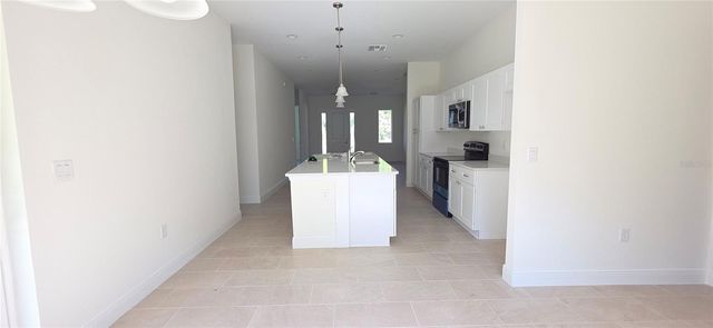1569 9TH AVENUE, Deland, FL 32724