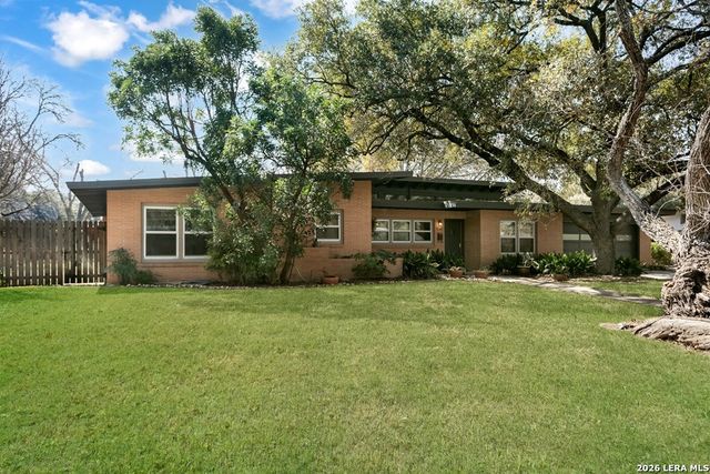 610 Cave, San Antonio, TX 78209