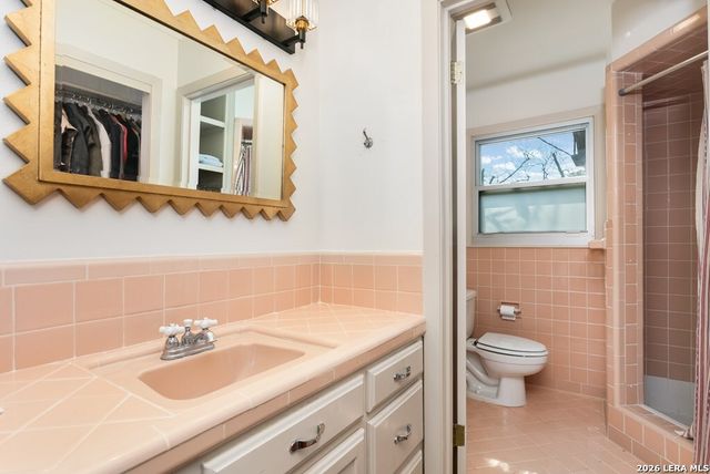 610 Cave, San Antonio, TX 78209
