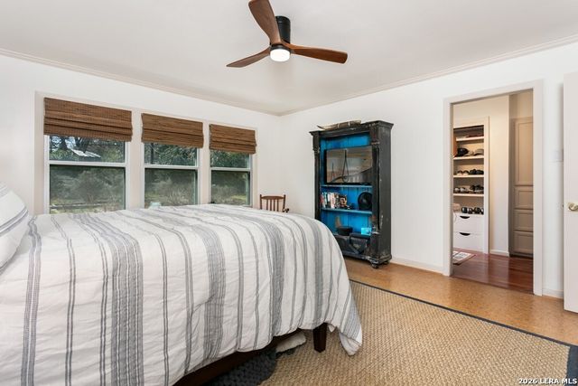 610 Cave, San Antonio, TX 78209