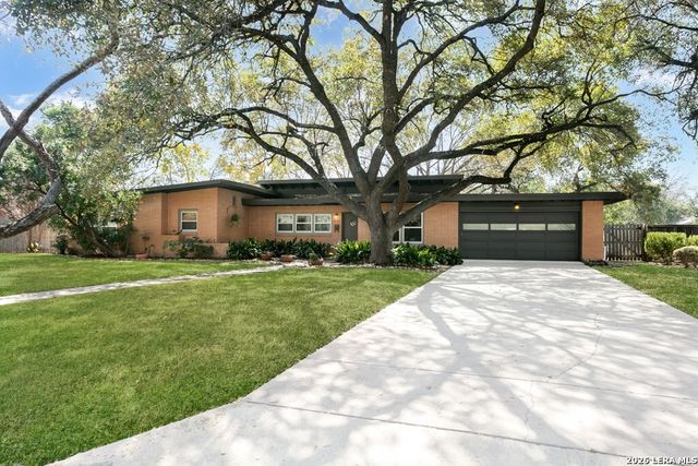 610 Cave, San Antonio, TX 78209