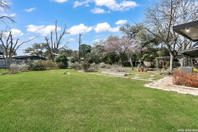 610 Cave, San Antonio, TX 78209