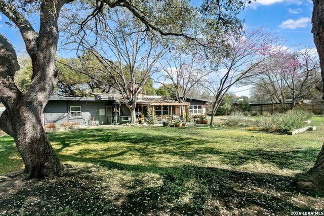 610 Cave, San Antonio, TX 78209
